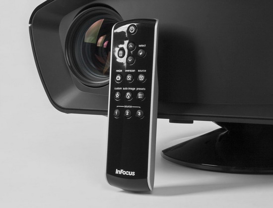 Infocus IN82